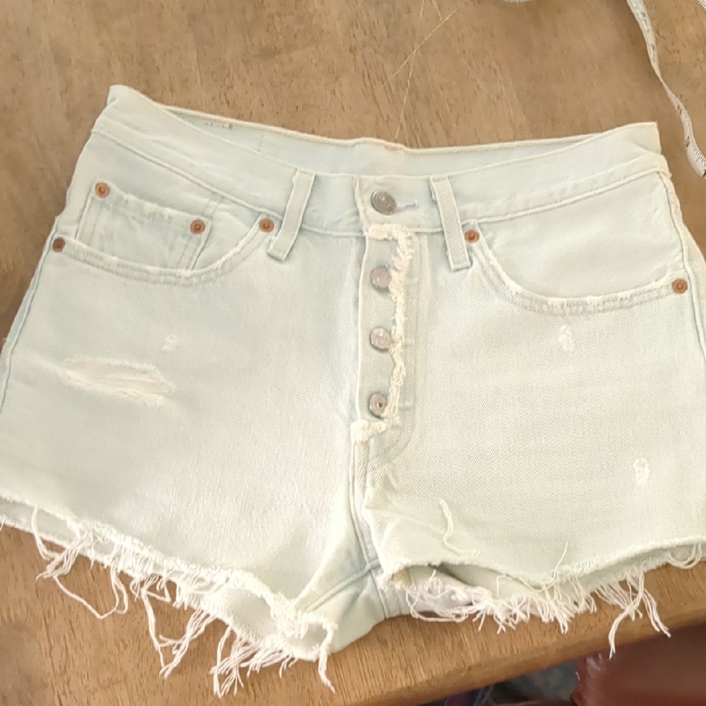 Levi's Exposed Button Fly Shorts 26
